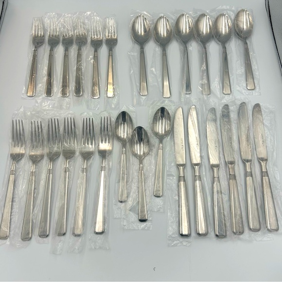 NEW J A Henckels No Stain INOX 37 Mixed Pieces 18/10 Cutlery Forks Spoons Knives - Picture 1 of 6